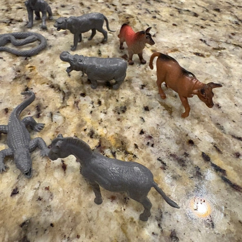 25 Mini Farm Animal Figurines Realistic Figures Educational Toys for Toddlers Ca - Picture 4 of 8